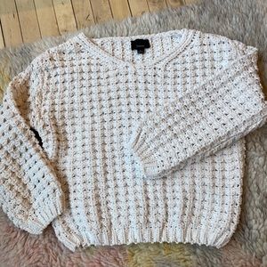 JustFab thick, soft sweater NWT